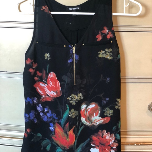 Zip Front Floral Tank - Picture 2 of 5